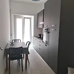 Da Laura