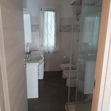 Da Laura Apartament *
